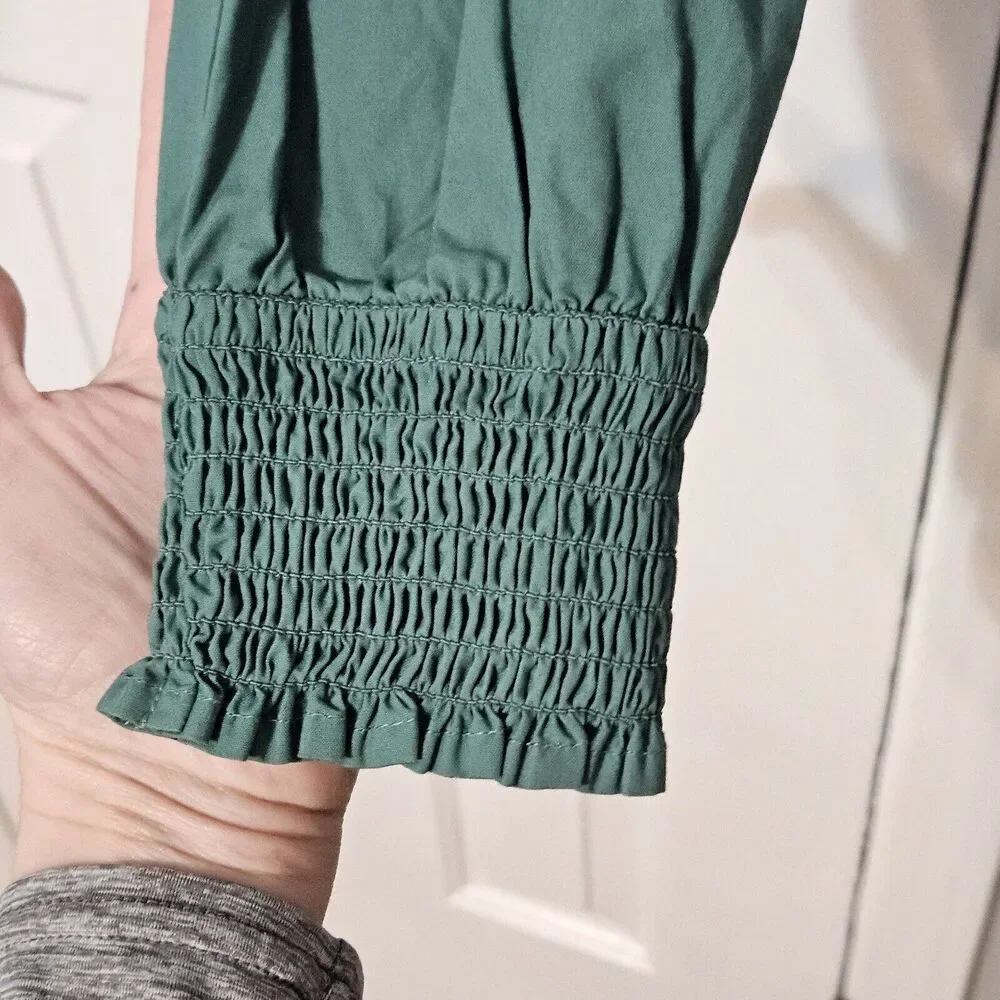 American Eagle Green Smocked Square Neck Crop Blouse Long Sleeve Women's Small - Picture 6 of 9